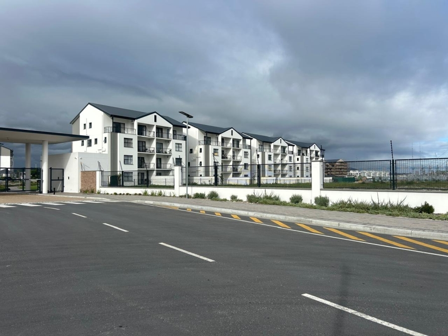 To Let 3 Bedroom Property for Rent in Sandown Western Cape